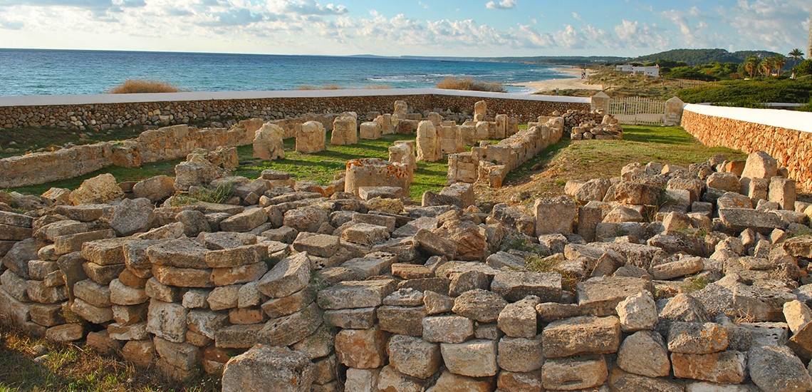 Discover the history of Menorca
